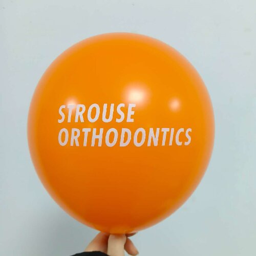 Cum să comanzi baloane din latex imprimate personalizat